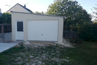 Garage indépendant béton enduit DOIZON par ABRIDIS